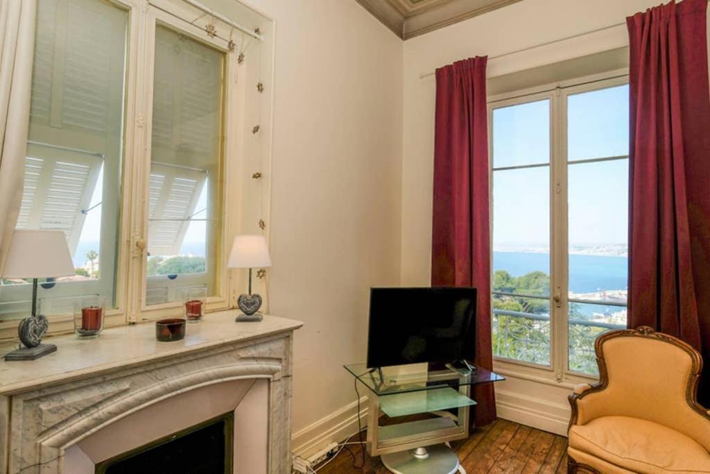 Apartment Mont Boron Magnificent View-3 - Wifi - A.c Nice
